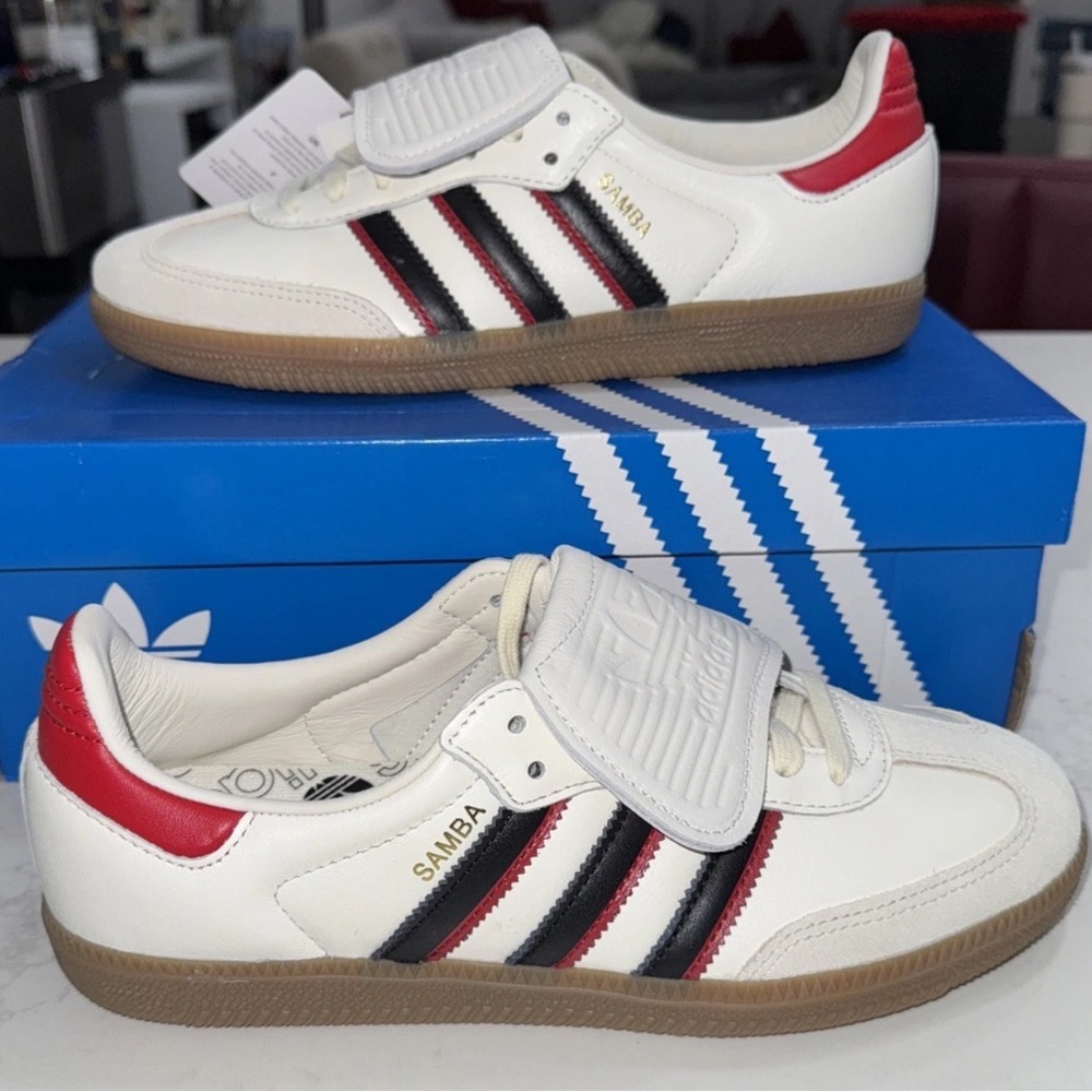 Adidas SAMBA long tongue shoes 6.5W